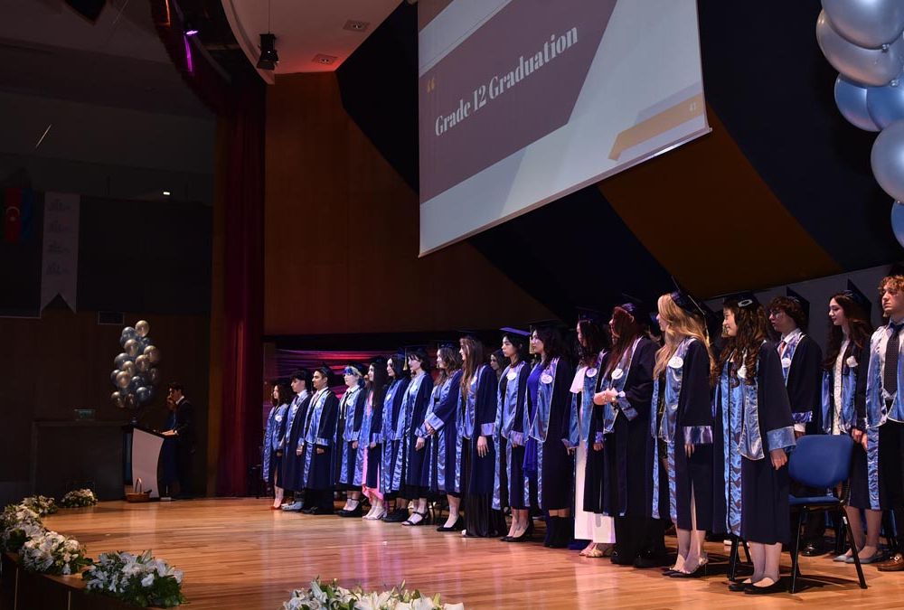 MEFIS İstanbul Grade 8 & 12 Graduation Ceremony (6)