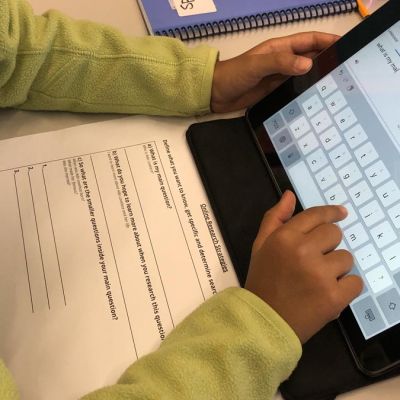 MEFIS Celebrates Multilingualism