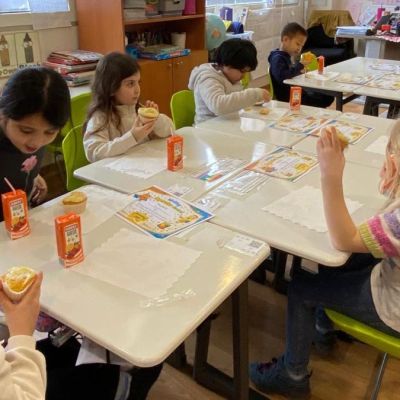 MEFIS İstanbul Celebrating Young Authors (1)